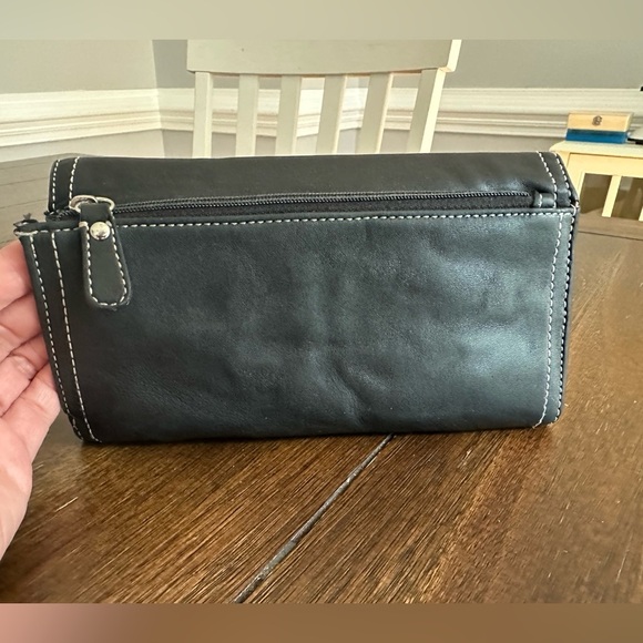 Vintage Coach tri fold wallet & checkbook holder - Picture 5 of 14